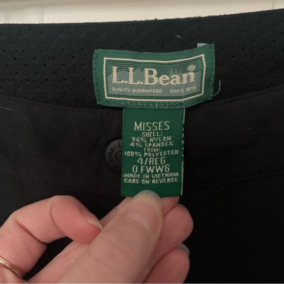 LL Bean Capri Workout Hiking Pants - Picture 4 of 8